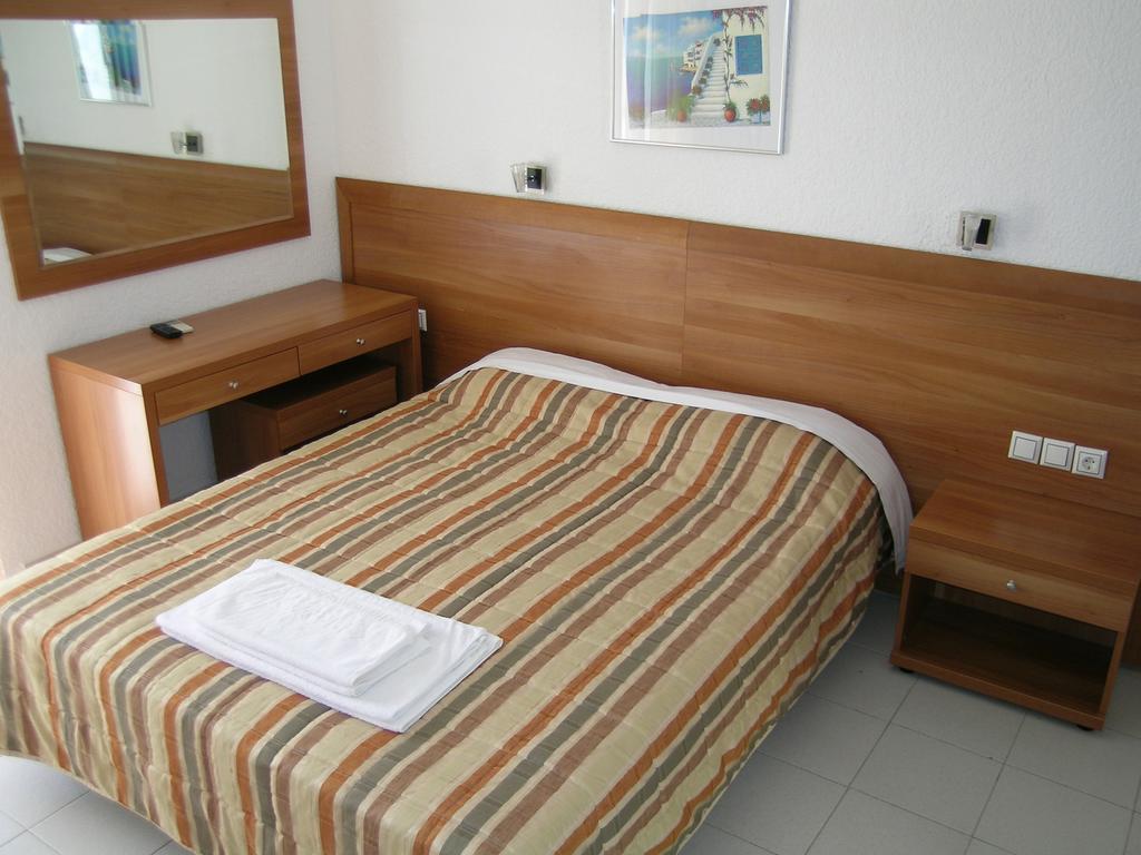 Poros Town Kamares Apartments Εε חדר תמונה