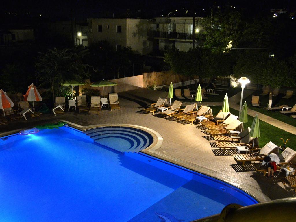 Poros Town Kamares Apartments Εε מראה חיצוני תמונה